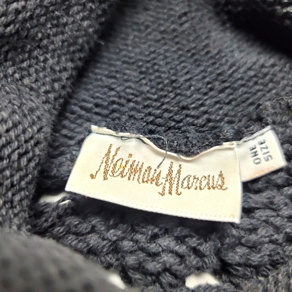 Neiman Marcus Oversized Mock Turtleneck Crochet Sweater/Tunic - Picture 4 of 10